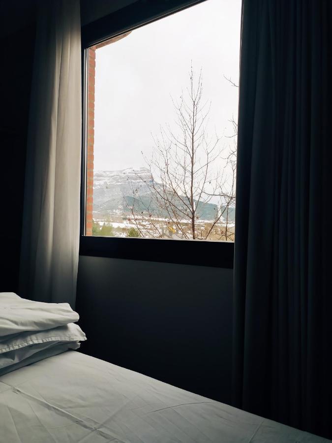 Habital Suites Jaca Exteriör bild