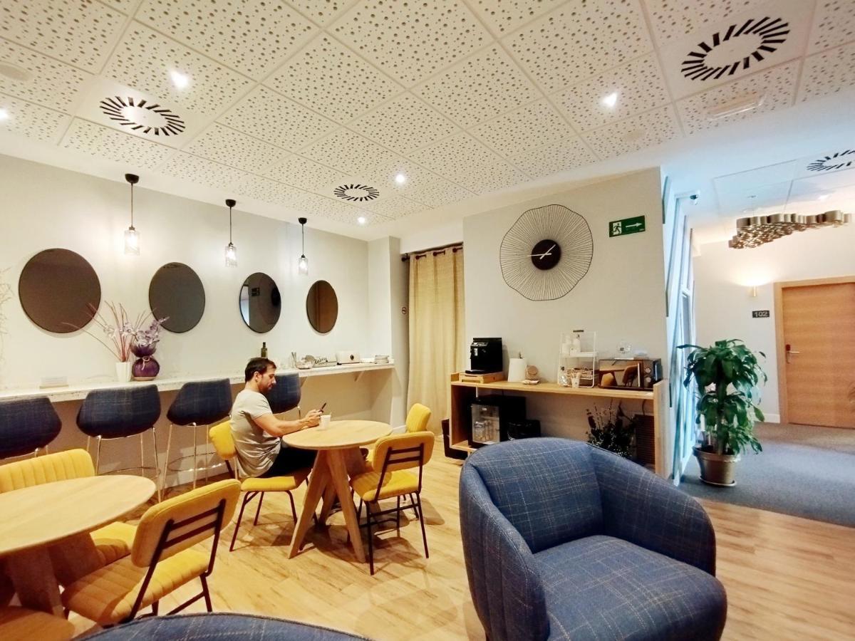 Habital Suites Jaca Exteriör bild