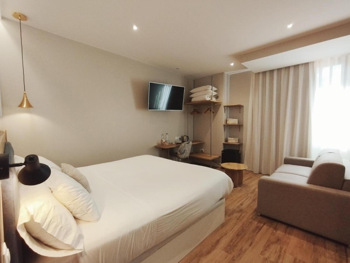 Habital Suites Jaca Exteriör bild