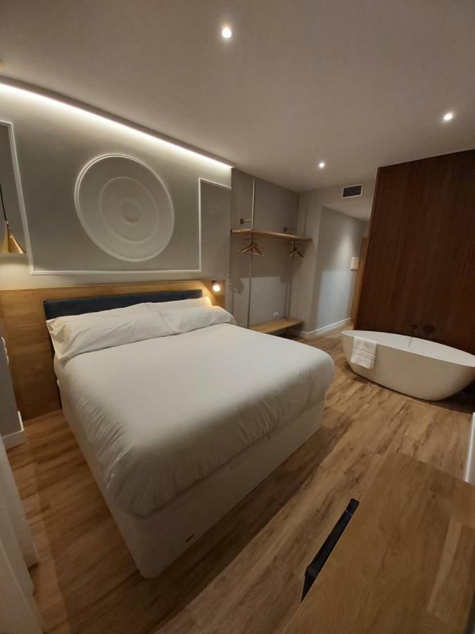Habital Suites Jaca Exteriör bild