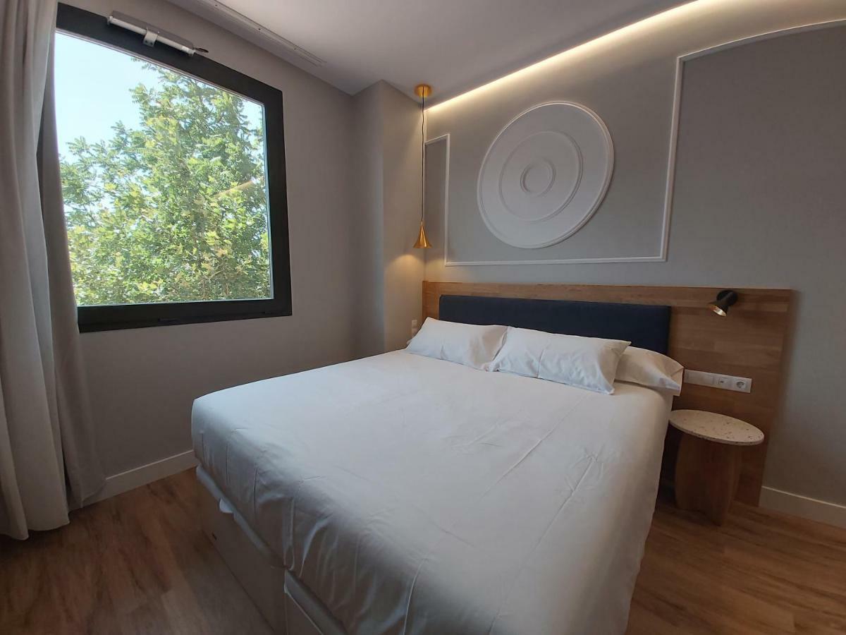 Habital Suites Jaca Exteriör bild