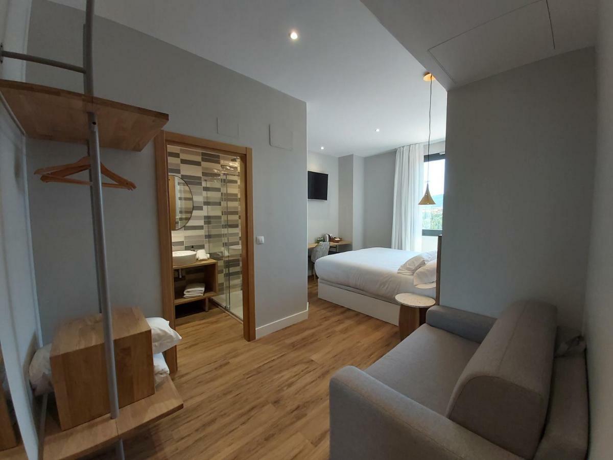 Habital Suites Jaca Exteriör bild