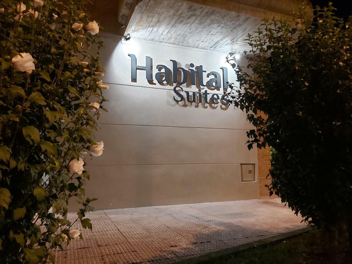 Habital Suites Jaca Exteriör bild