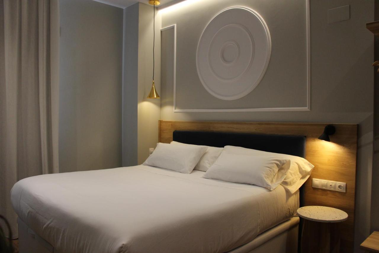 Habital Suites Jaca Exteriör bild